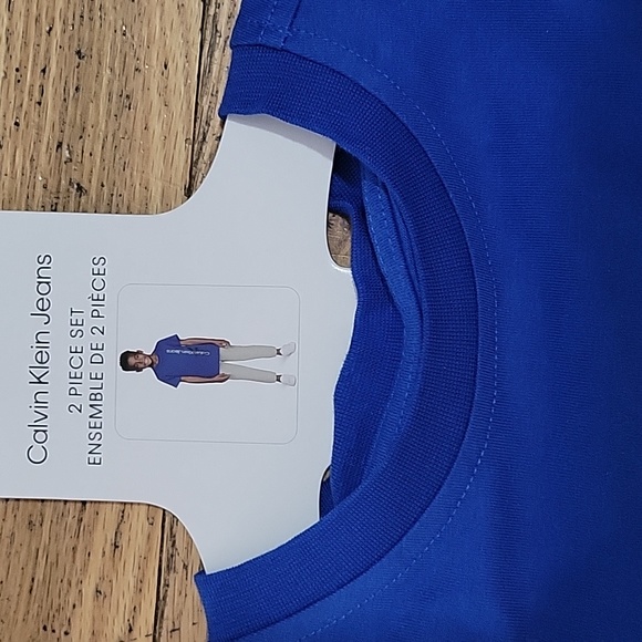 NWT Calvin Klein Outfit Boys - Picture 4 of 5